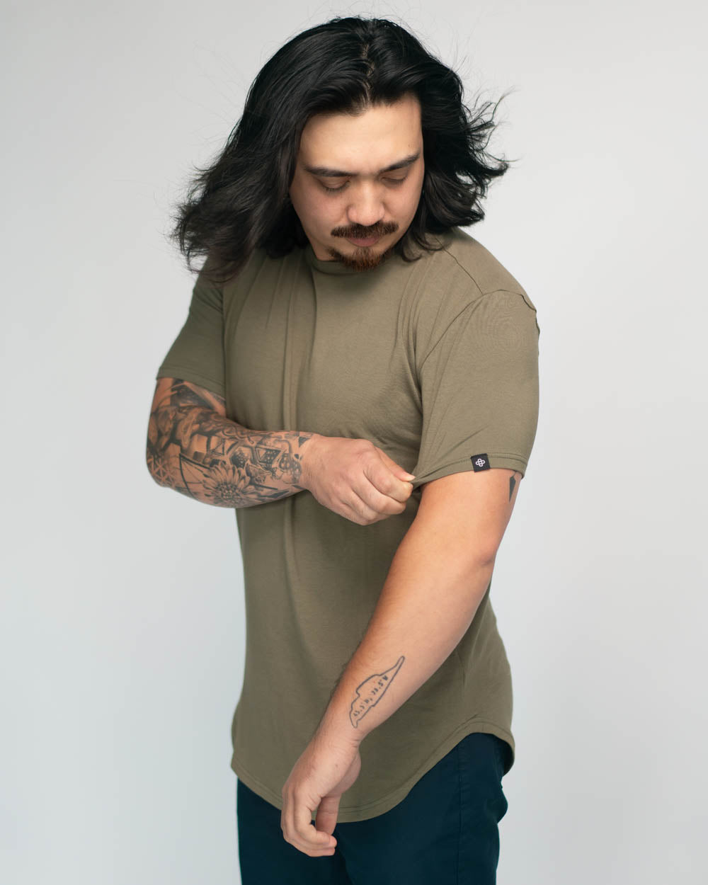 aura arc olive men's clothing t-shirts